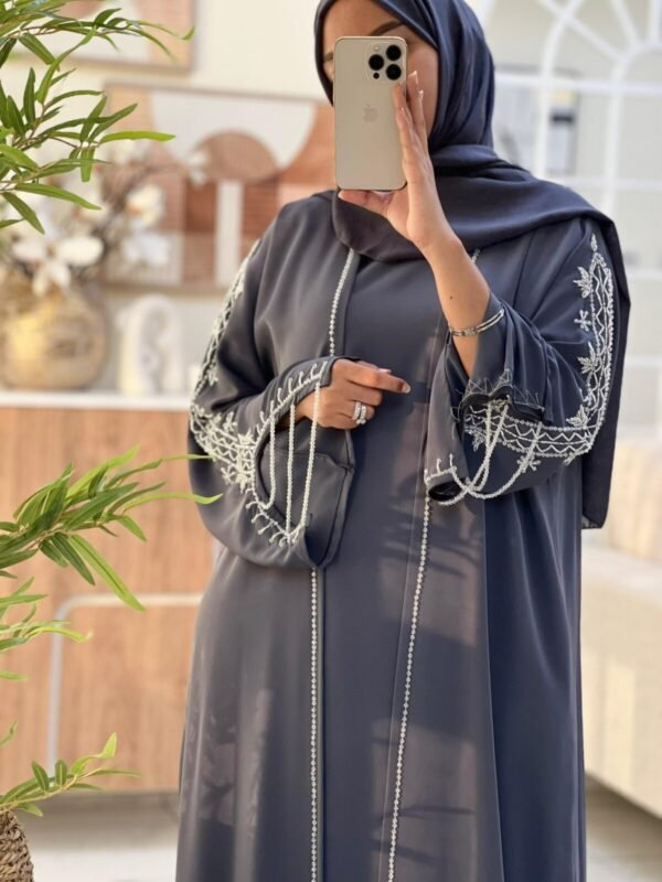 embroidered-majesty-abaya-black