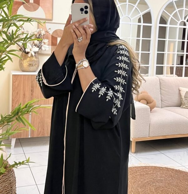 silver-ivy-elegance-abaya