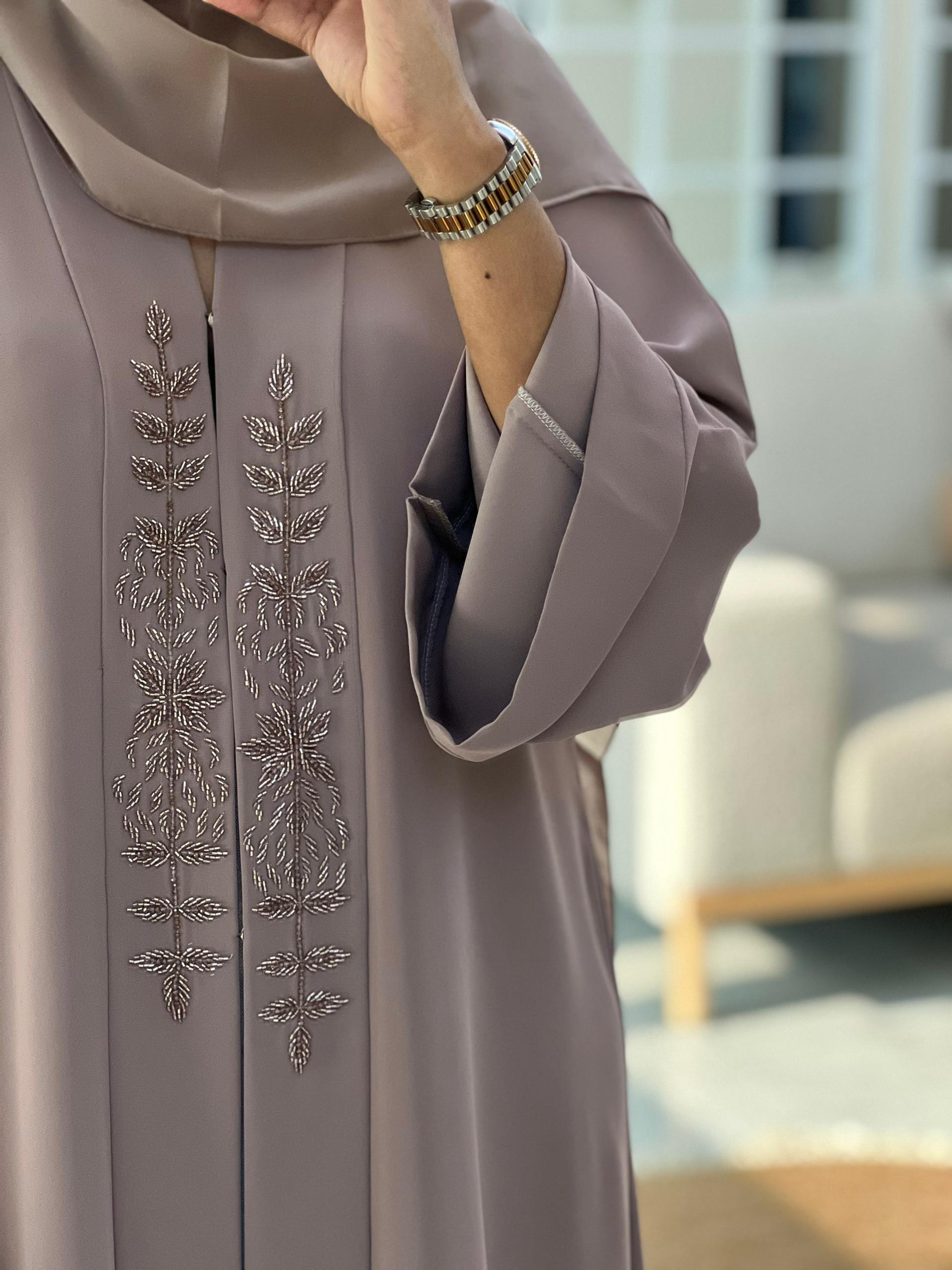 serenity-bloom-abaya