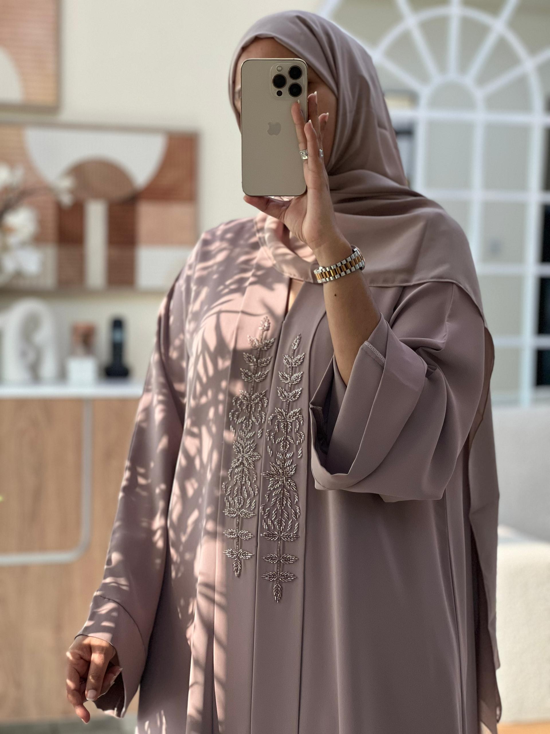 Serenity Bloom Abaya - Image 2