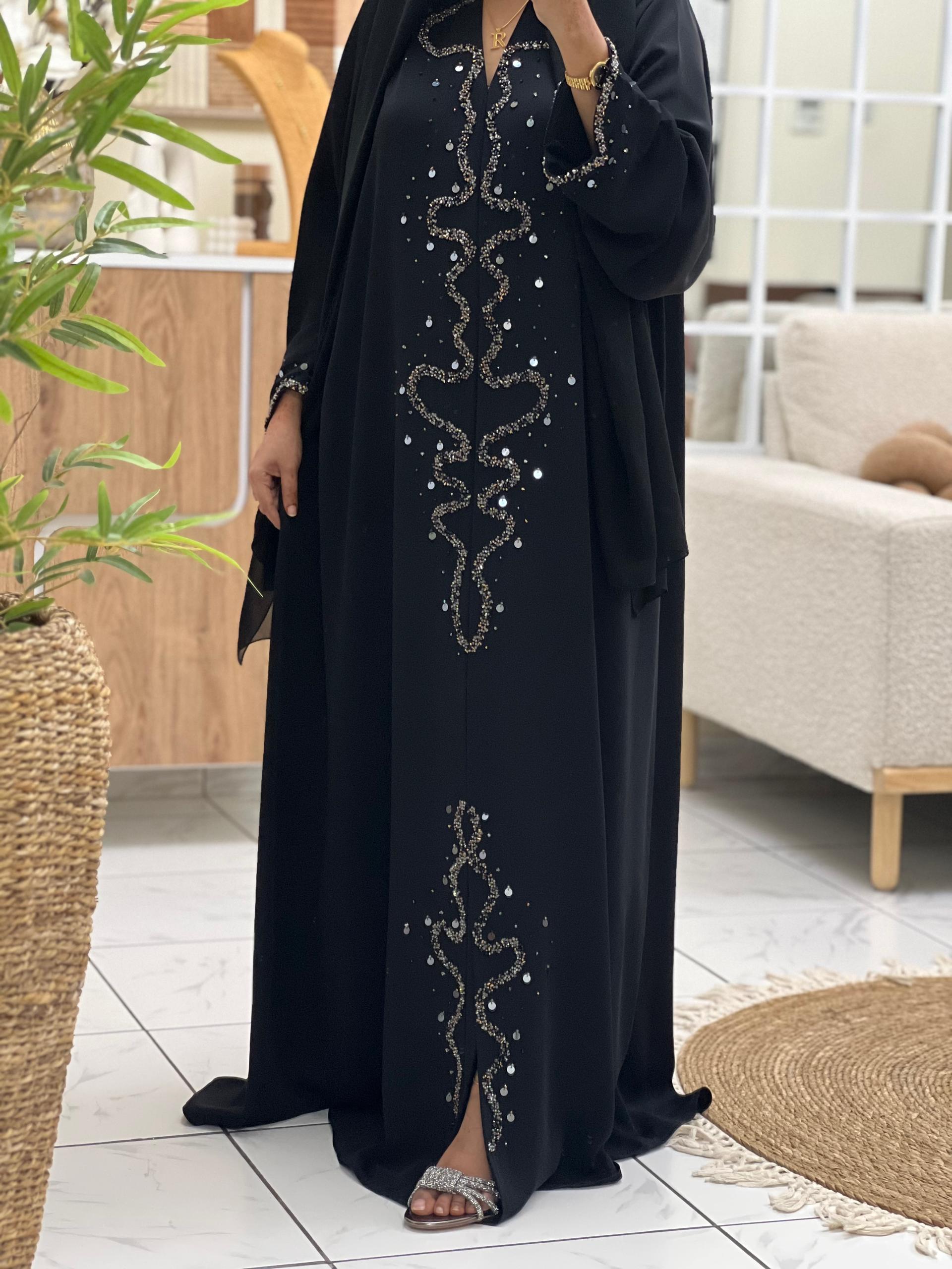 Lulu Noir Abaya