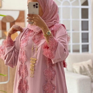 Lace Elegance Abaya – Dusty Rose
